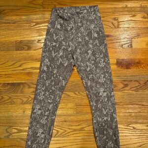 Lululemon Wunder Train High-Rise tight 25"